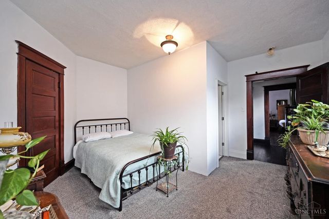 1915 W Fork Road, Cincinnati, OH 45223