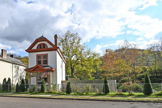 1915 W Fork Road, Cincinnati, OH 45223