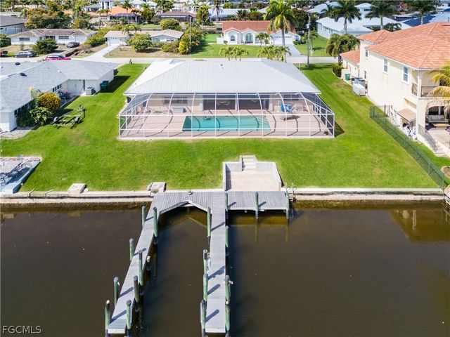 5319 Malibu CT, Cape Coral, FL 33904