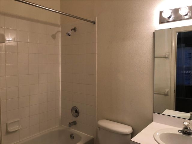 2302 LAKE WOODBERRY CIRCLE, Brandon, FL 33510