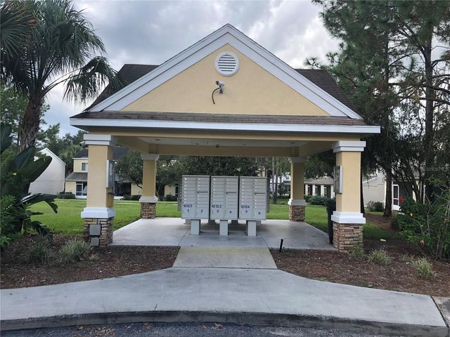 2302 LAKE WOODBERRY CIRCLE, Brandon, FL 33510