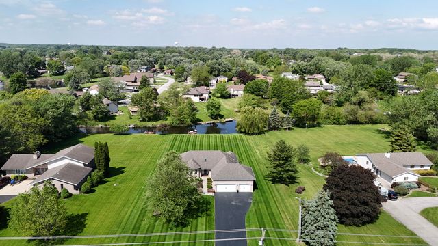 120 S 725 W, Crown Point, IN 46307