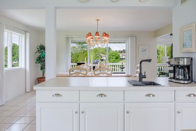 120 S 725 W, Crown Point, IN 46307