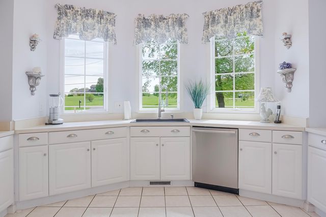120 S 725 W, Crown Point, IN 46307
