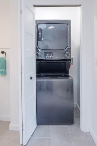 120 S 725 W, Crown Point, IN 46307