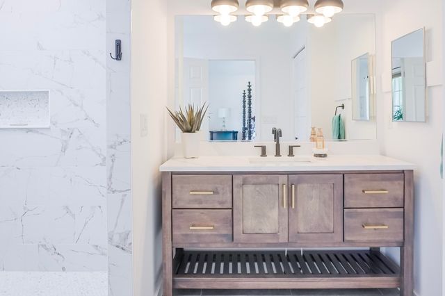 120 S 725 W, Crown Point, IN 46307