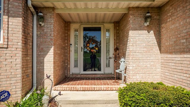 120 S 725 W, Crown Point, IN 46307