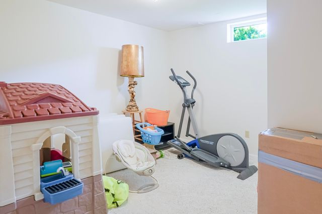 120 S 725 W, Crown Point, IN 46307