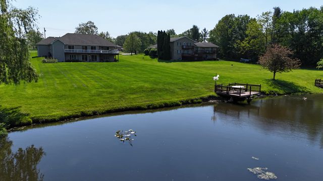 120 S 725 W, Crown Point, IN 46307