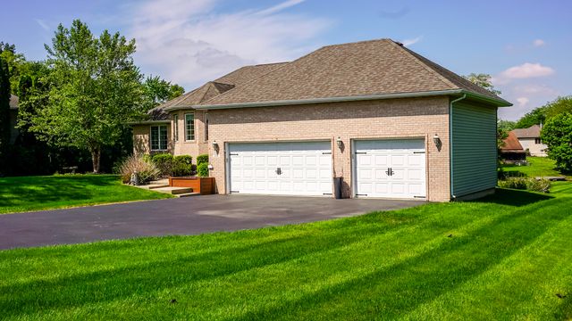 120 S 725 W, Crown Point, IN 46307