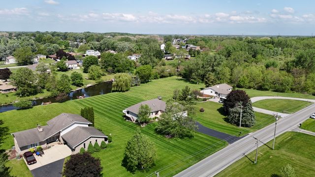 120 S 725 W, Crown Point, IN 46307