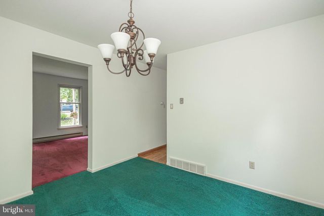 327 THISTLE LN, Perkasie, PA 18944