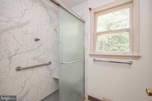 327 THISTLE LN, Perkasie, PA 18944