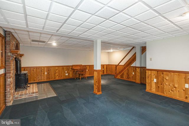 327 THISTLE LN, Perkasie, PA 18944