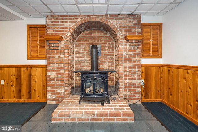 327 THISTLE LN, Perkasie, PA 18944