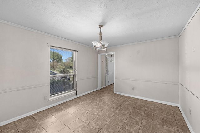 11319 Briar Forest Drive, Houston, TX 77077