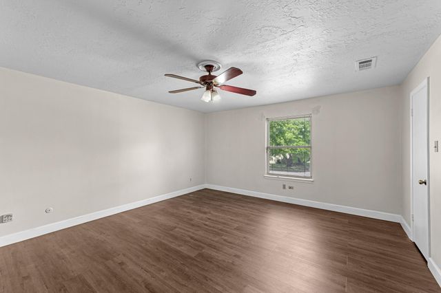 11319 Briar Forest Drive, Houston, TX 77077