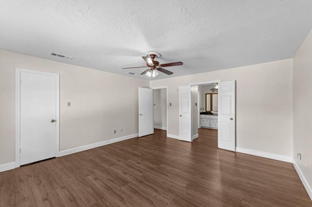 11319 Briar Forest Drive, Houston, TX 77077