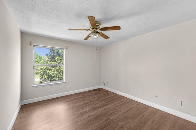 11319 Briar Forest Drive, Houston, TX 77077