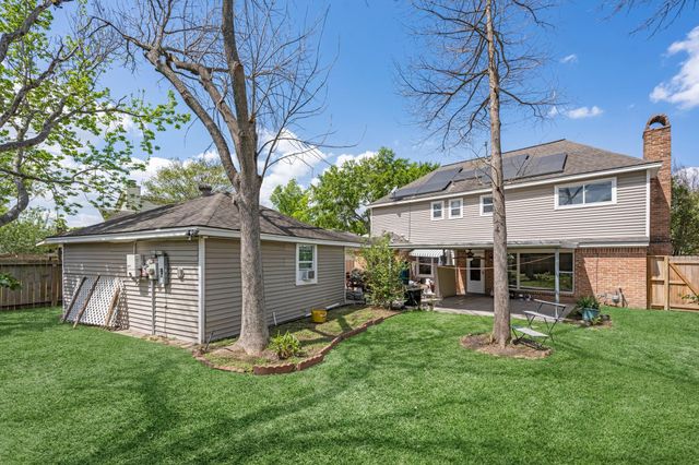 11319 Briar Forest Drive, Houston, TX 77077