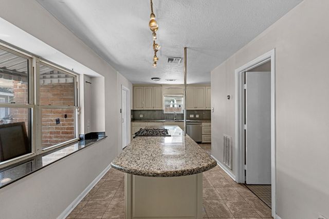 11319 Briar Forest Drive, Houston, TX 77077