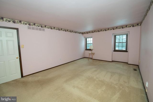 62 W PICKERING BND, Richboro, PA 18954