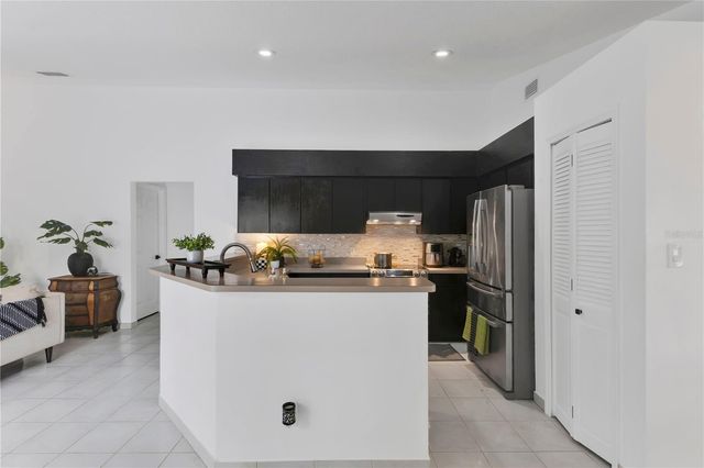 2208 ARCHER BOULEVARD, Orlando, FL 32833