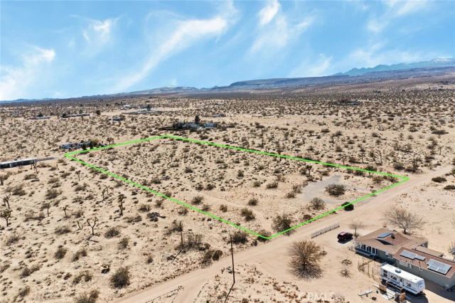 1225 Georges, Landers, CA 92285