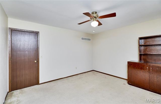 1153 Spencer Hill Drive, St Peters, MO 63376