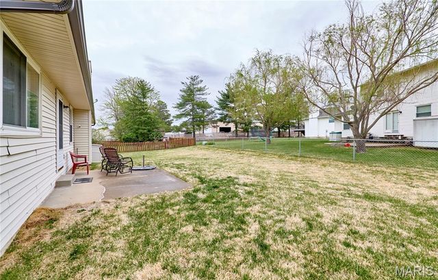 1153 Spencer Hill Drive, St Peters, MO 63376