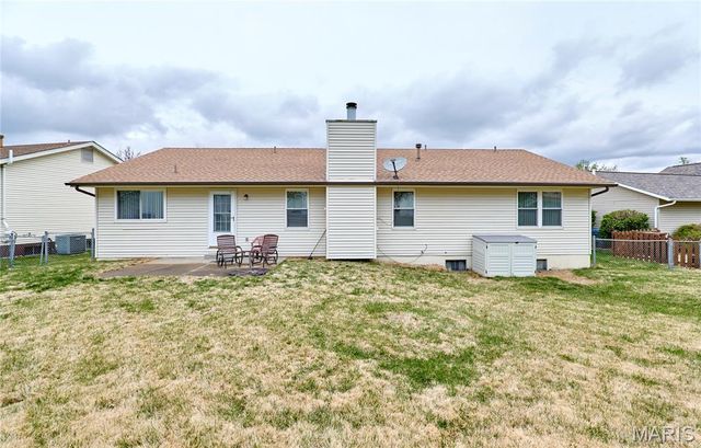 1153 Spencer Hill Drive, St Peters, MO 63376