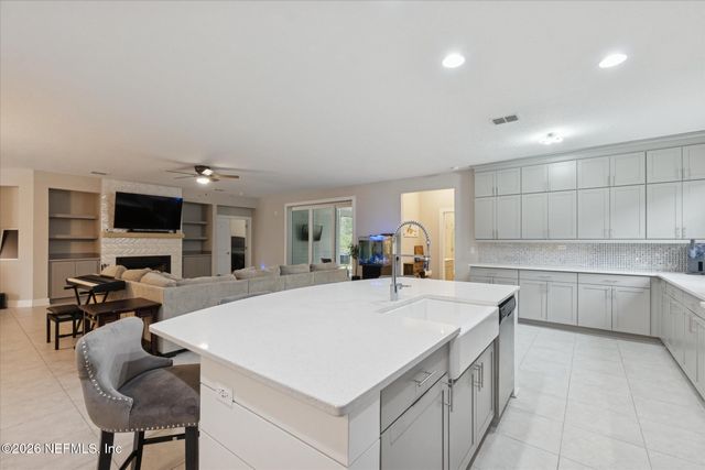 75470 SUNBERRY Drive, Yulee, FL 32097