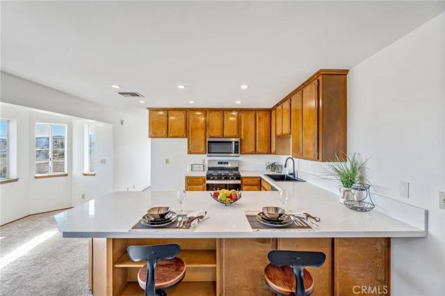 8325 Johnson Road, Phelan, CA 92371