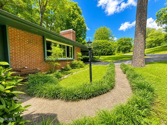 301 Hillside Road, Johnson City, TN 37601