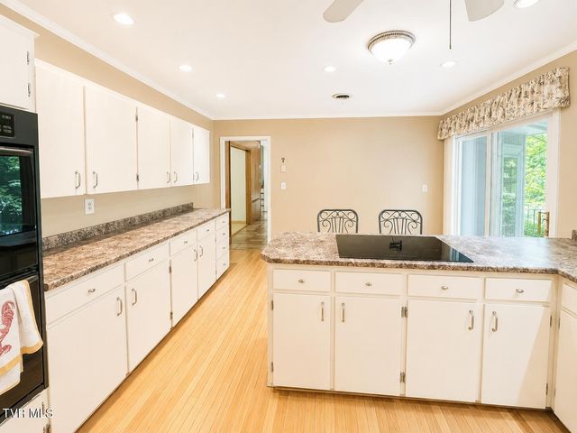 301 Hillside Road, Johnson City, TN 37601