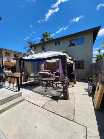4129-31 Chamoune, San Diego, CA 92105