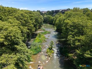 1033 Gruene Road, New Braunfels, TX 78130