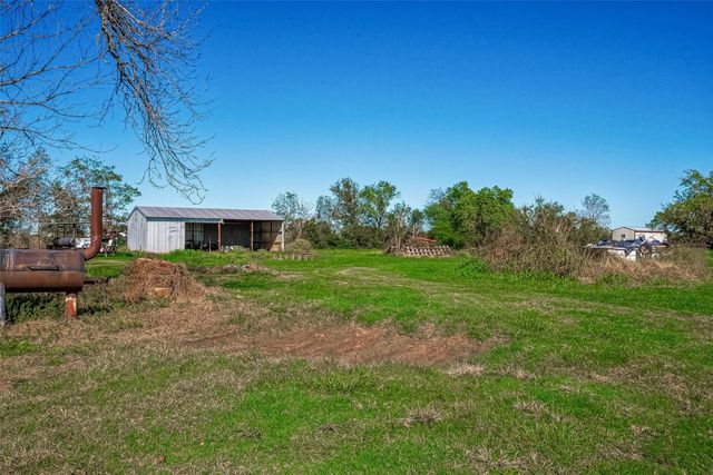 8231 Main Street, Needville, TX 77461