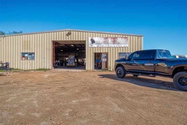 8231 Main Street, Needville, TX 77461