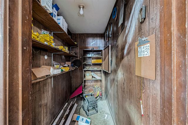 8231 Main Street, Needville, TX 77461