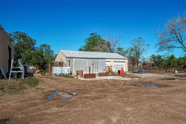 8231 Main Street, Needville, TX 77461