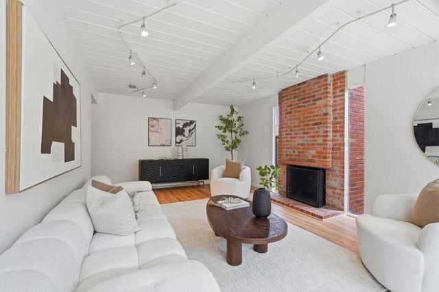 866 Cornwall Court, Sunnyvale, CA 94087