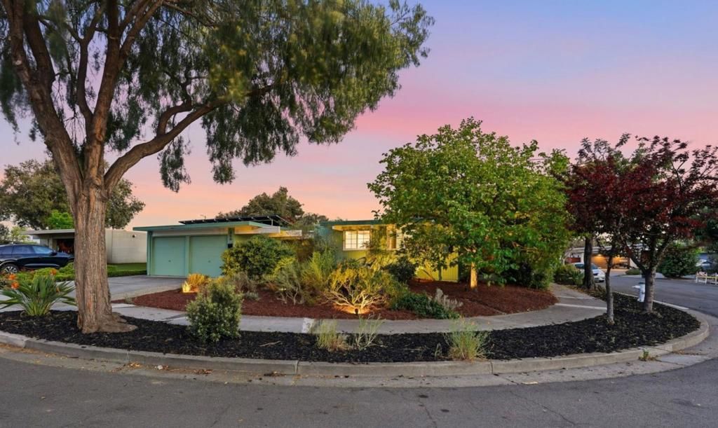 866 Cornwall Court, Sunnyvale, CA 94087