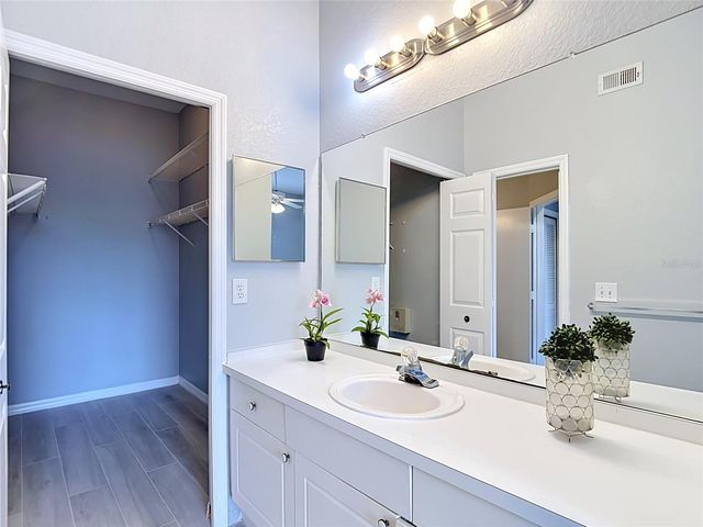 18107 PEREGRINES PERCH PLACE 6304, Lutz, FL 33558