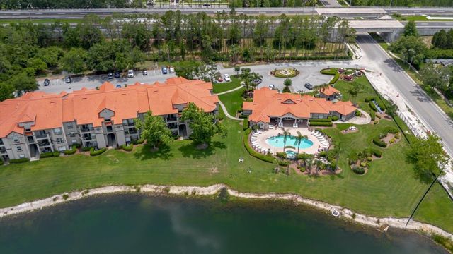 18107 PEREGRINES PERCH PLACE 6304, Lutz, FL 33558