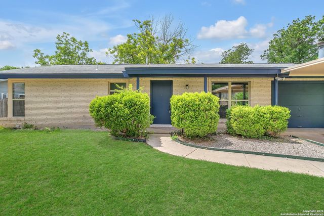 5902 Brenda Ln, San Antonio, TX 78240