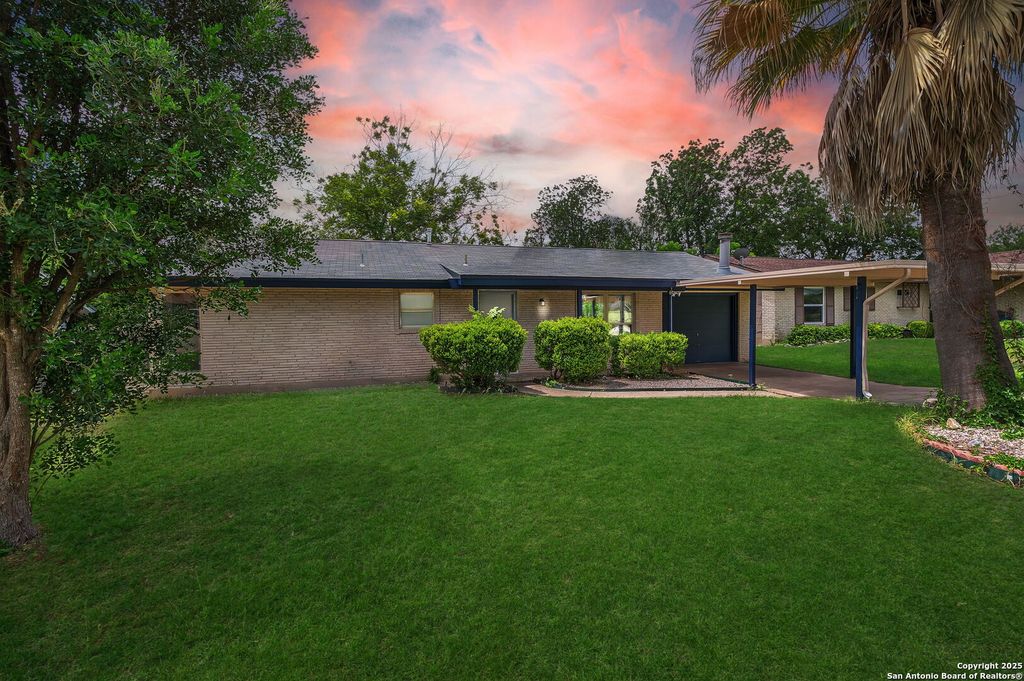 5902 Brenda Ln, San Antonio, TX 78240