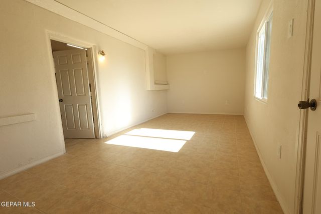 5028 Vulcan Avenue, El Paso, TX 79904