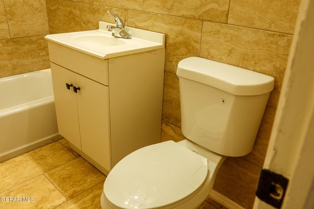 5028 Vulcan Avenue, El Paso, TX 79904