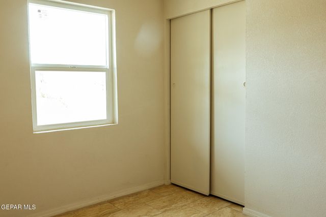 5028 Vulcan Avenue, El Paso, TX 79904